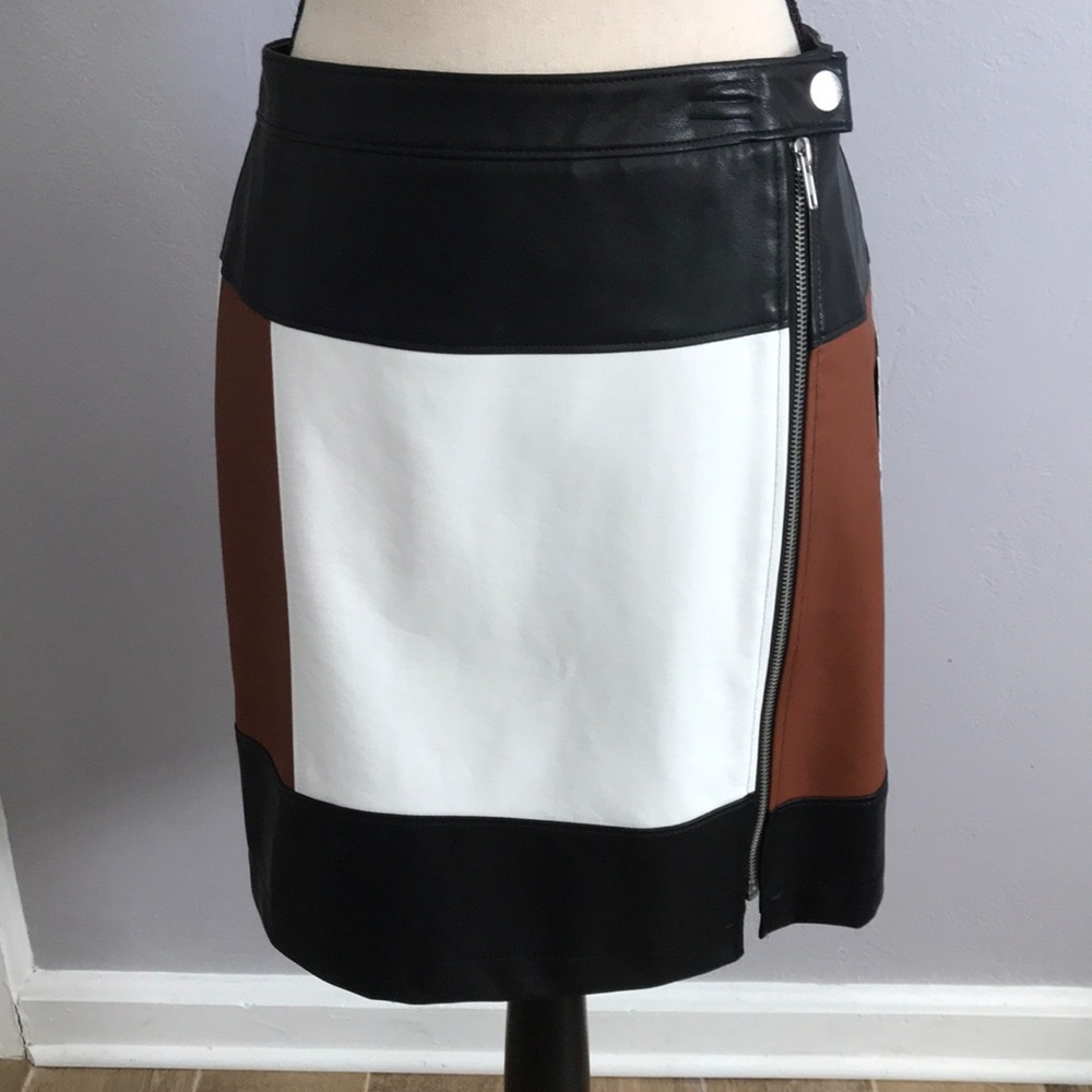 Leather skirt petite
